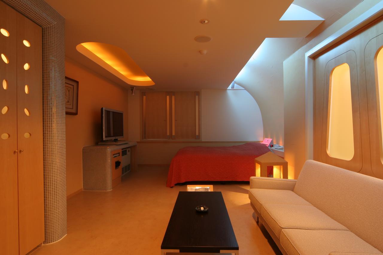 Hotel Chateau Briant (Adults Only) Saitama Exterior foto